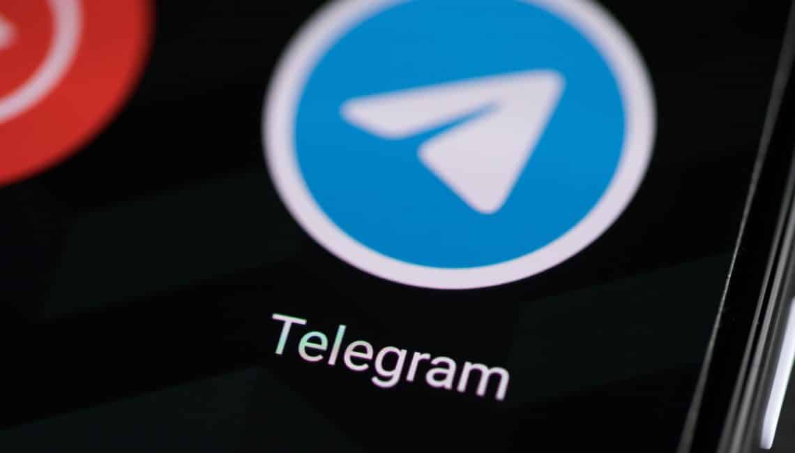 10 Reasons You  Should Choose Telegram Over WhatsApp